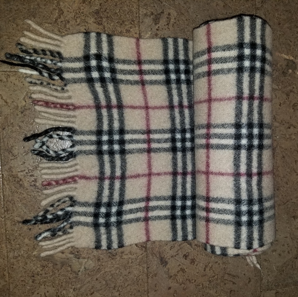 Burberry scarf